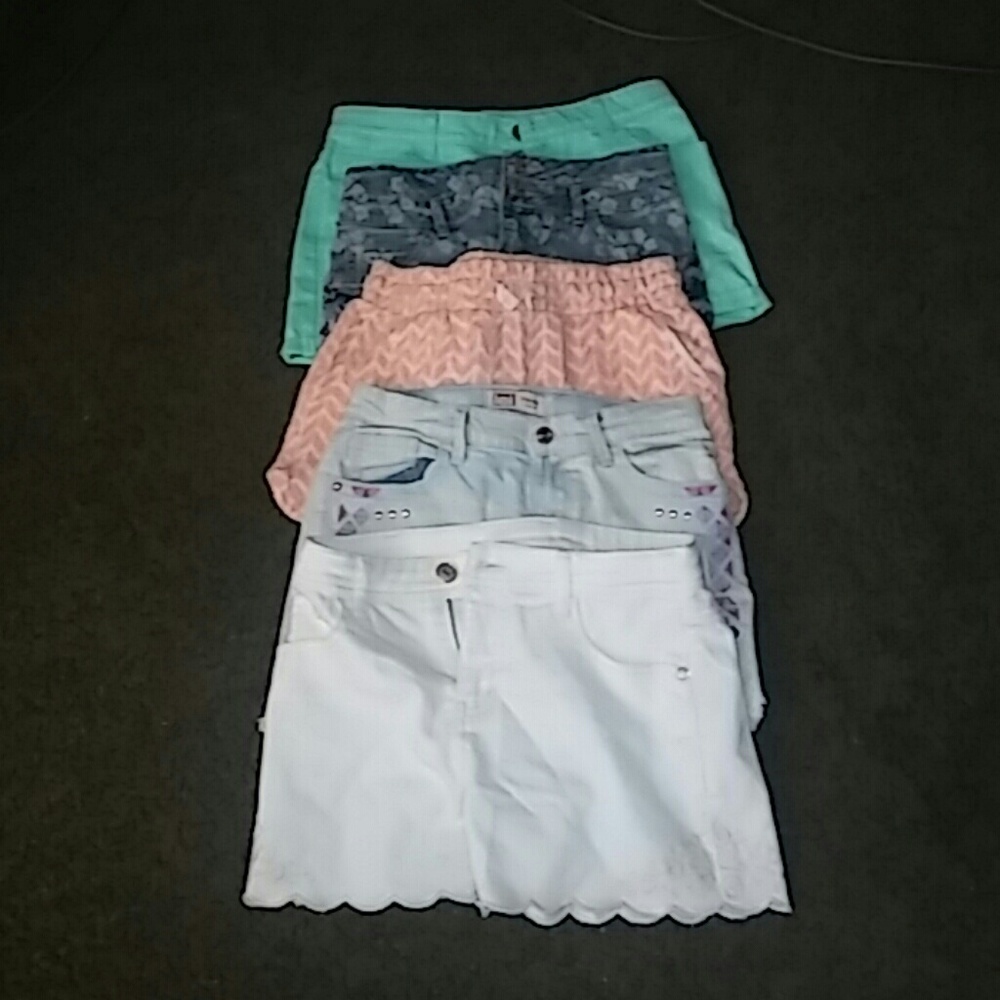 Bundle of girl shorts